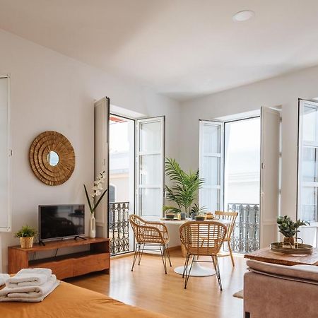 Hostly Rivero 2A Center Loft-Fibre-Communal Terrace-Parking Optional-Cless Севилья Экстерьер фото