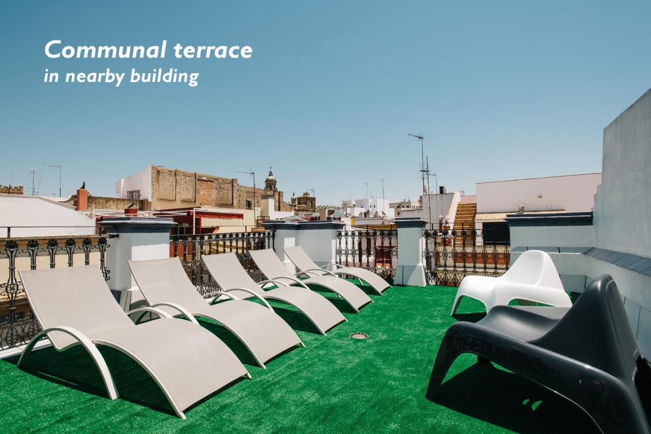 Hostly Rivero 2A Center Loft-Fibre-Communal Terrace-Parking Optional-Cless Севилья Экстерьер фото