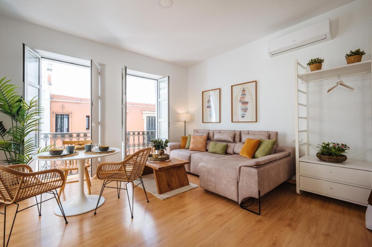 Hostly Rivero 2A Center Loft-Fibre-Communal Terrace-Parking Optional-Cless Севилья Экстерьер фото