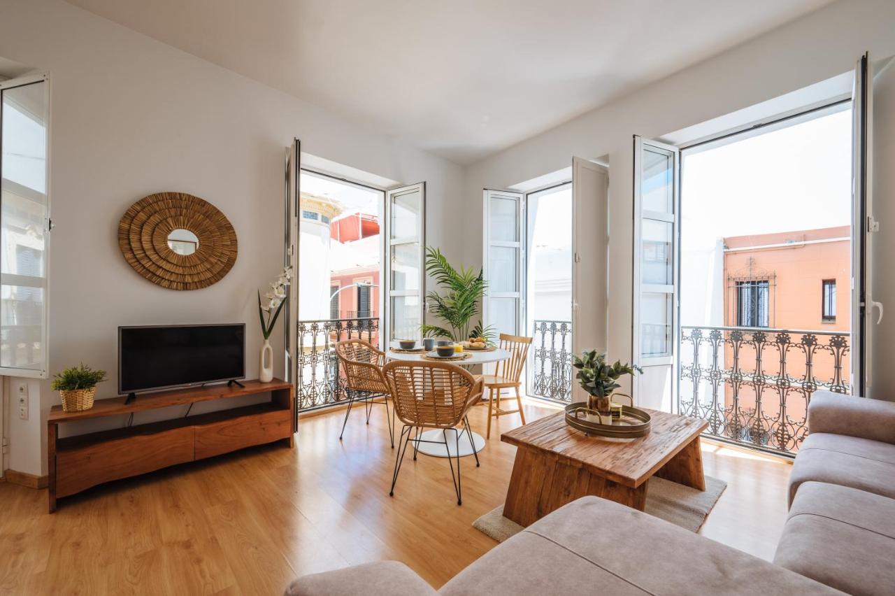 Hostly Rivero 2A Center Loft-Fibre-Communal Terrace-Parking Optional-Cless Севилья Экстерьер фото