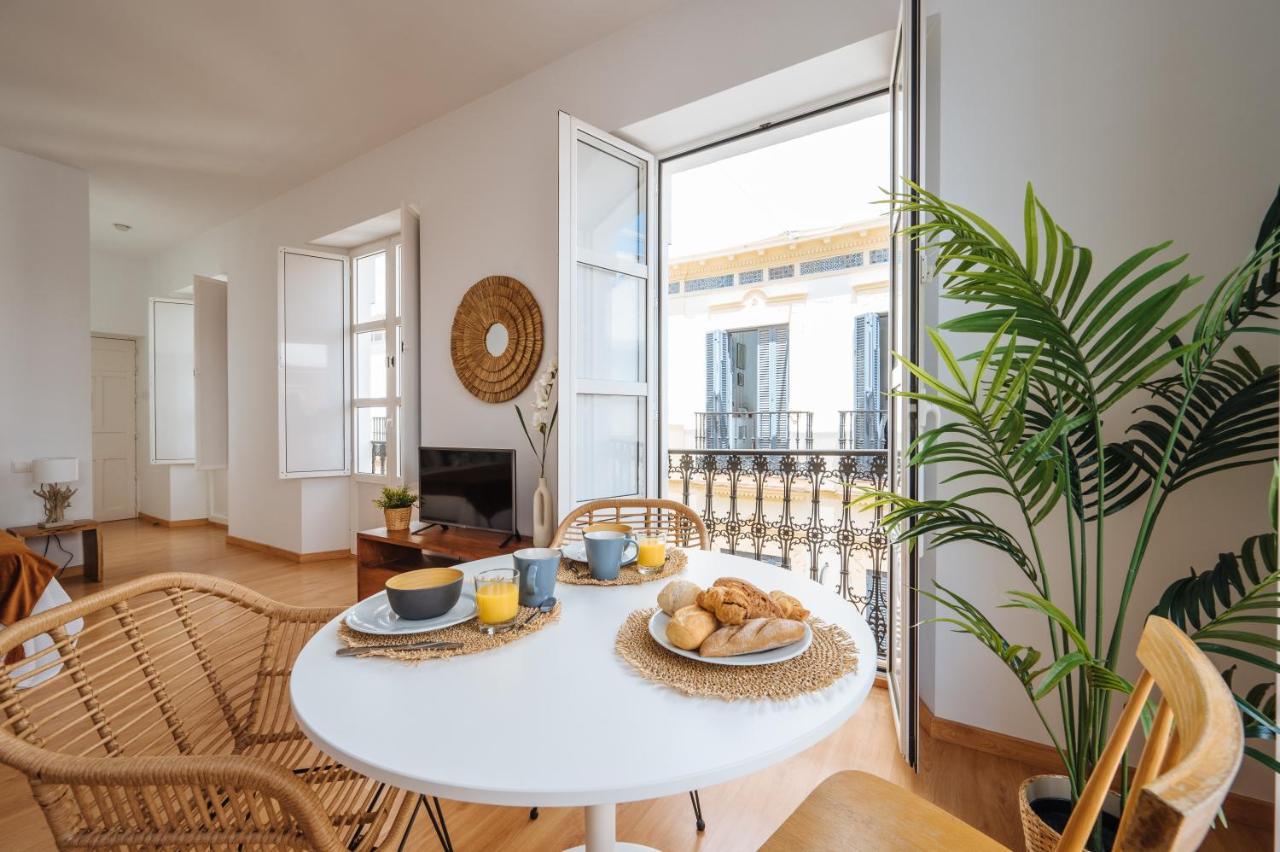 Hostly Rivero 2A Center Loft-Fibre-Communal Terrace-Parking Optional-Cless Севилья Экстерьер фото
